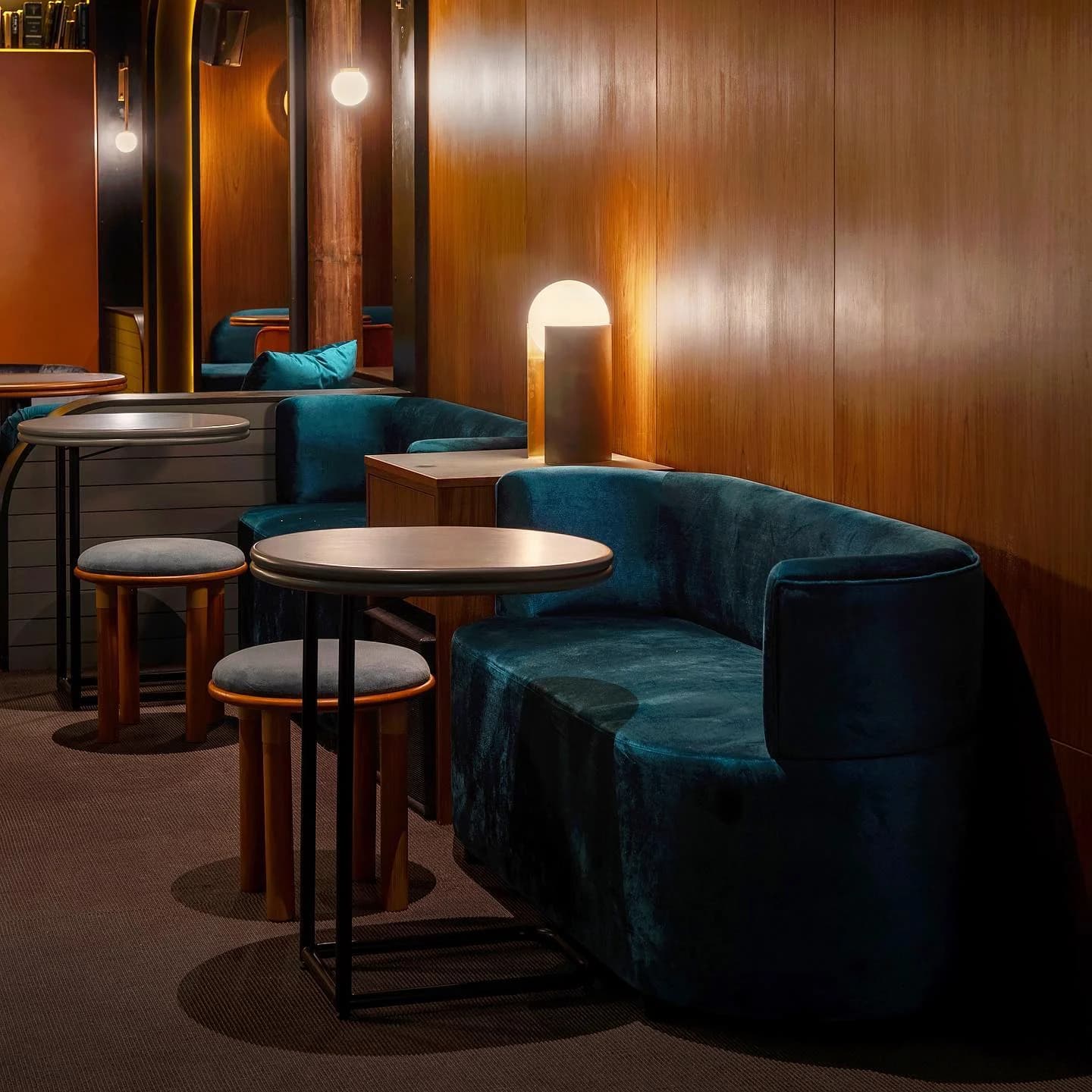 Jigger & Pony (Bar)